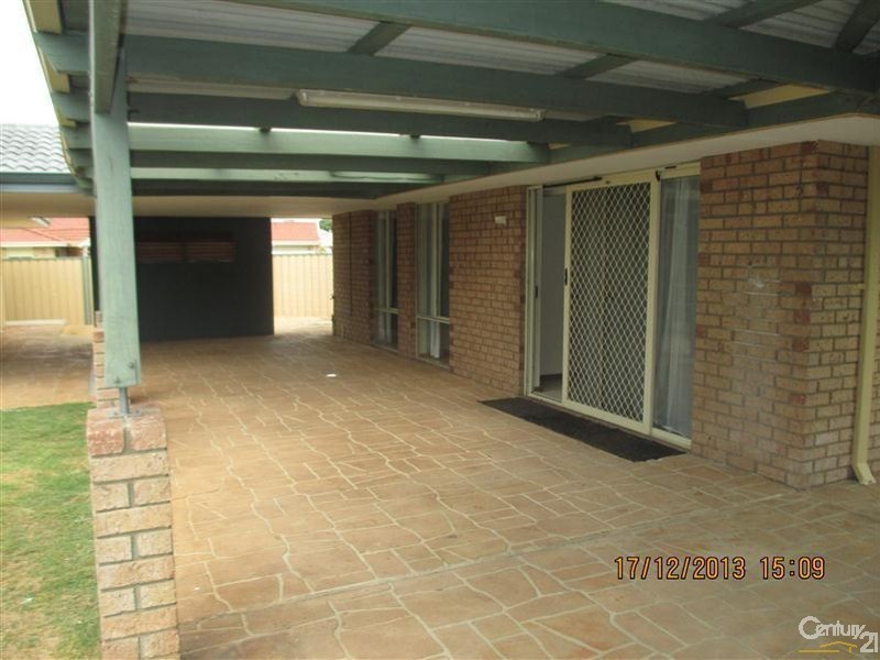 5 Panama Place, Safety Bay WA 6169