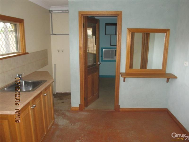 5 Panama Place, Safety Bay WA 6169