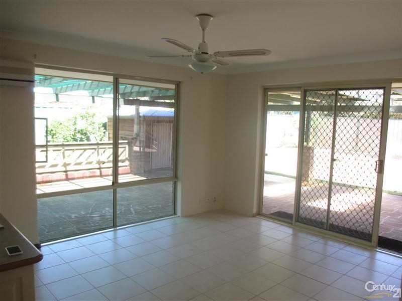 5 Panama Place, Safety Bay WA 6169