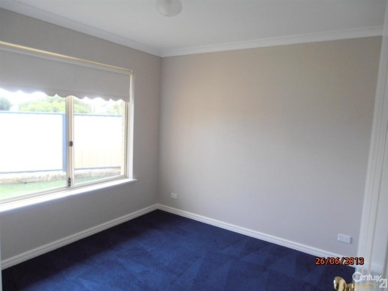 2/153  Penguin Road, Safety Bay WA 6169