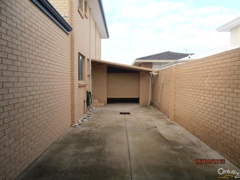 2/153  Penguin Road, Safety Bay WA 6169
