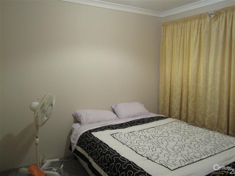 42 Mornington Boulevard, Waikiki WA 6169