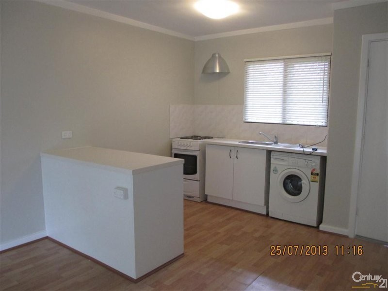 1/15 Corvus Place, Rockingham WA 6168