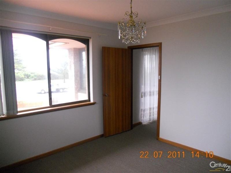 330 Safety Bay Road, Safety Bay WA 6169