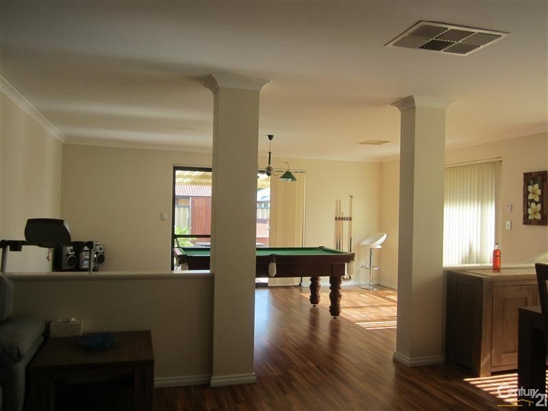 15 Merida Loop, Port Kennedy WA 6172