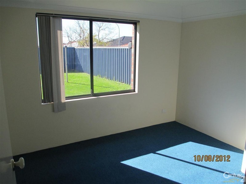 7 Seaspray Place, Waikiki WA 6169