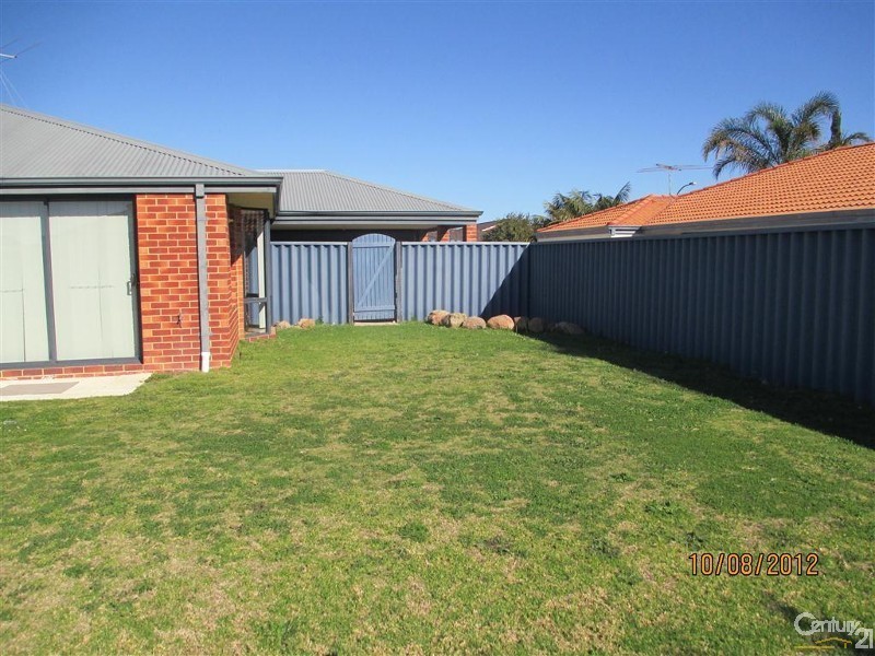 7 Seaspray Place, Waikiki WA 6169