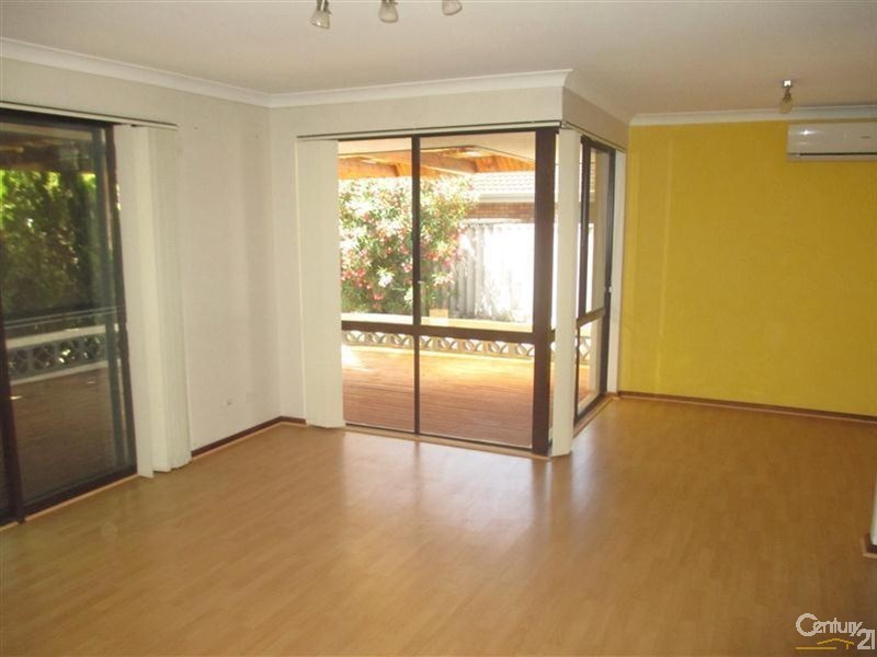 28 Malibu Road, Safety Bay WA 6169