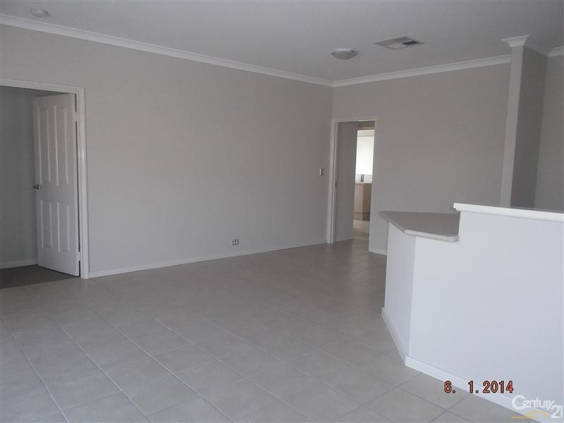 9/16 Westlinton Circle, Waikiki WA 6169