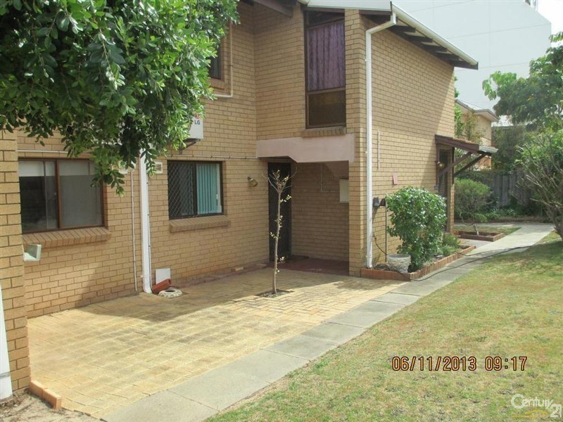 3/53 Rockingham Beach Road, Rockingham WA 6168