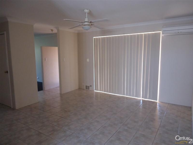 8 Wills Court, Cooloongup WA 6168
