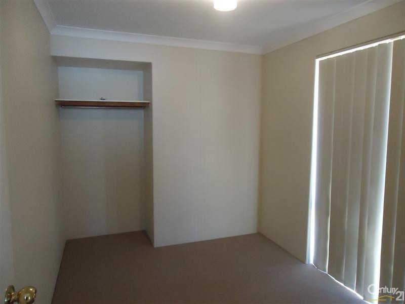 8 Wills Court, Cooloongup WA 6168