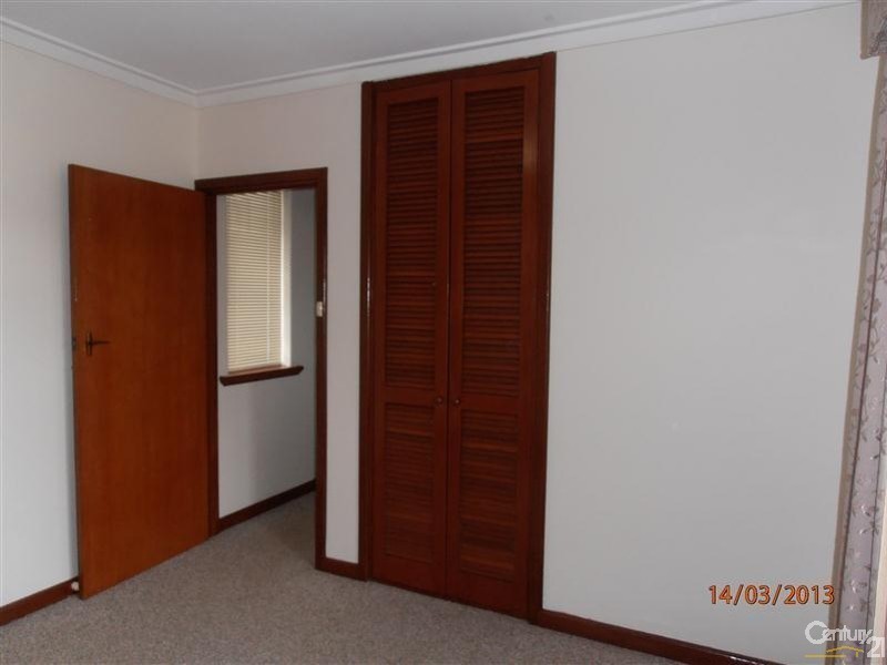 18A First Avenue, Shoalwater WA 6169