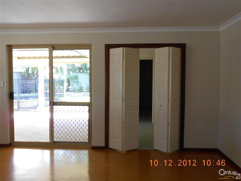 25 Dress Circle, Warnbro WA 6169