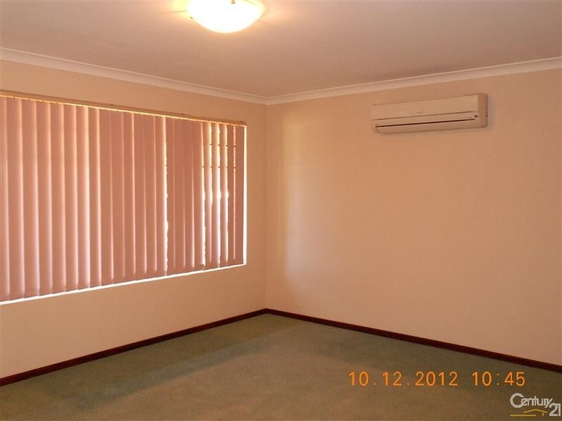 25 Dress Circle, Warnbro WA 6169