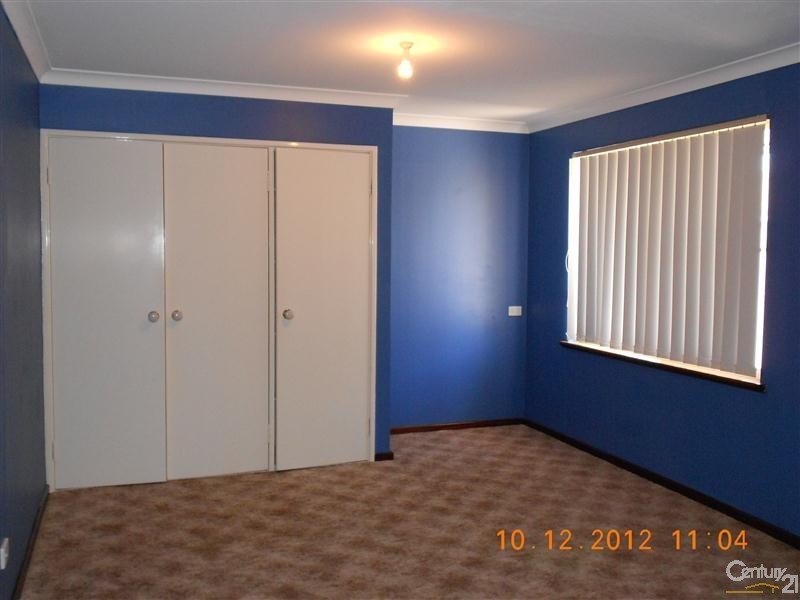 25 Dress Circle, Warnbro WA 6169