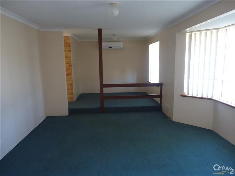 34 Dress Circle, Warnbro WA 6169