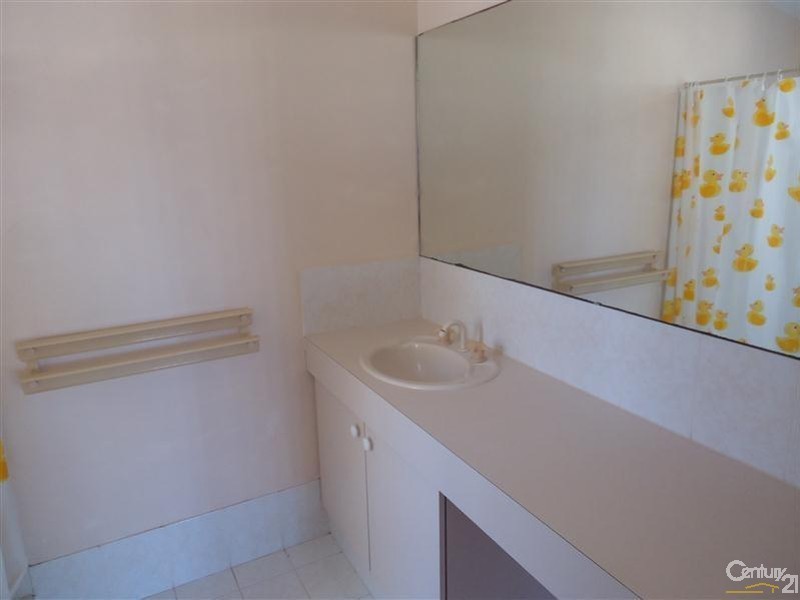 34 Dress Circle, Warnbro WA 6169