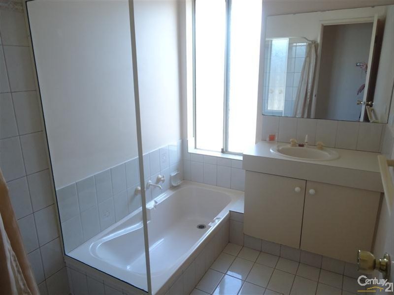 34 Dress Circle, Warnbro WA 6169