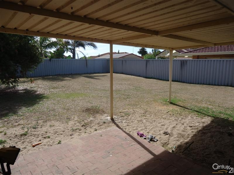 34 Dress Circle, Warnbro WA 6169