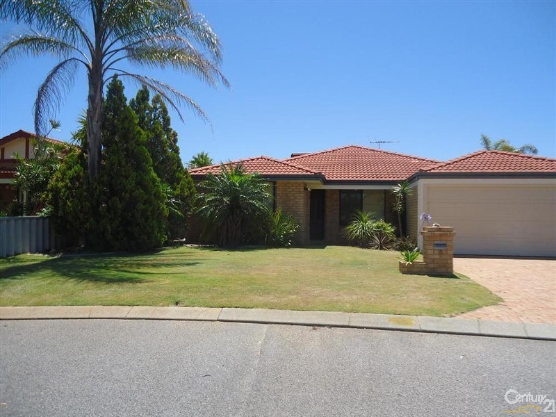 15 Dunlowe Loop, Warnbro WA 6169