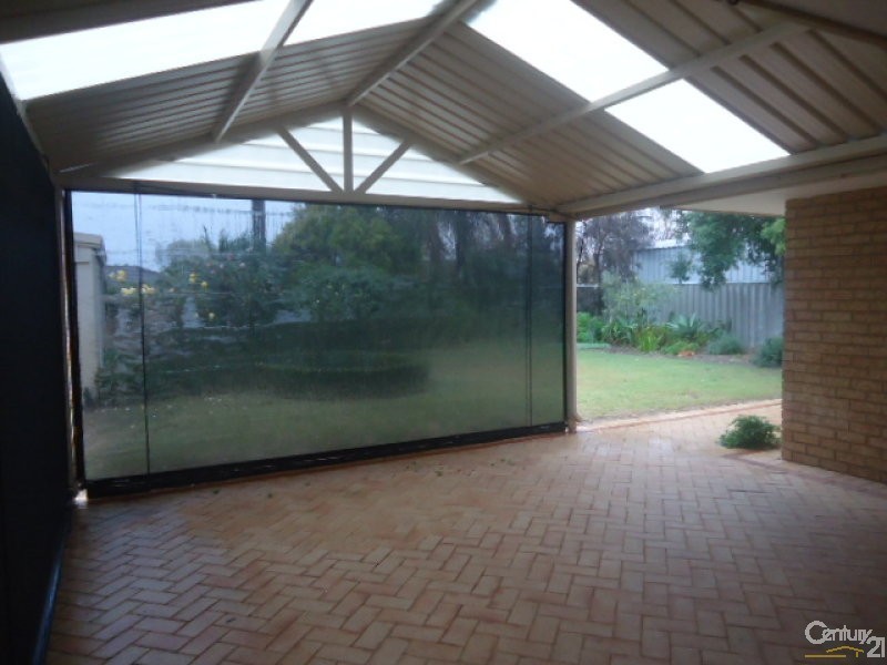 5 Shell Close, Cooloongup WA 6168
