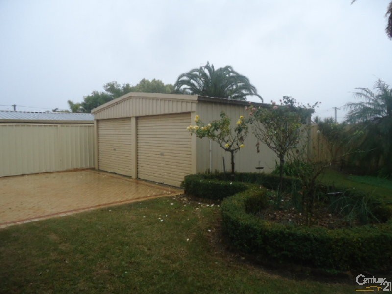 5 Shell Close, Cooloongup WA 6168
