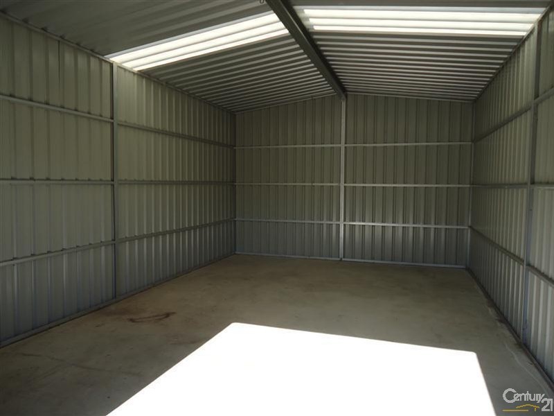 21 Waikiki Road, Safety Bay WA 6169