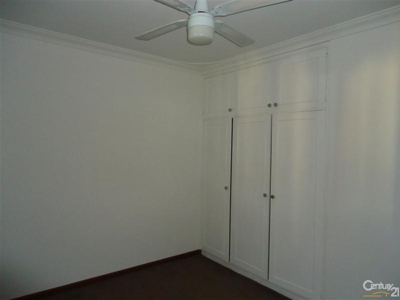 21 Waikiki Road, Safety Bay WA 6169