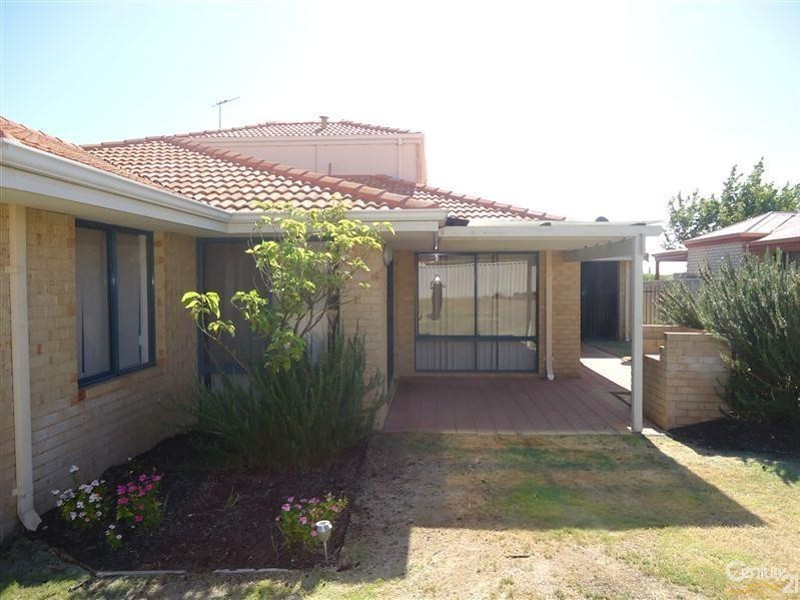 22 Morfontaine Parade, Port Kennedy WA 6172