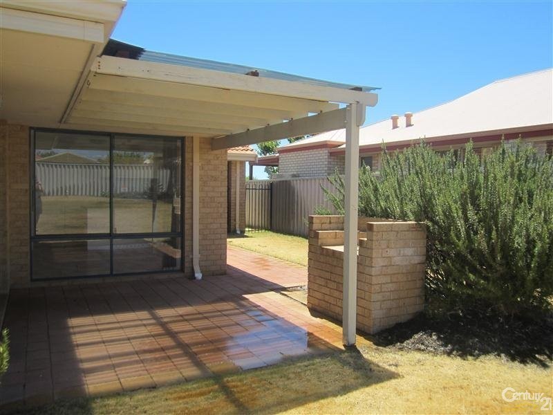 22 Morfontaine Parade, Port Kennedy WA 6172