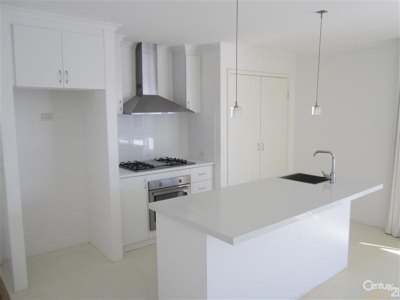 2 Valheru Avenue, Rockingham WA 6168