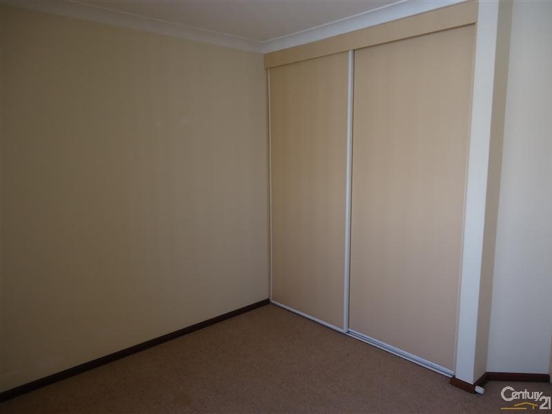 8 Madison Place, Cooloongup WA 6168