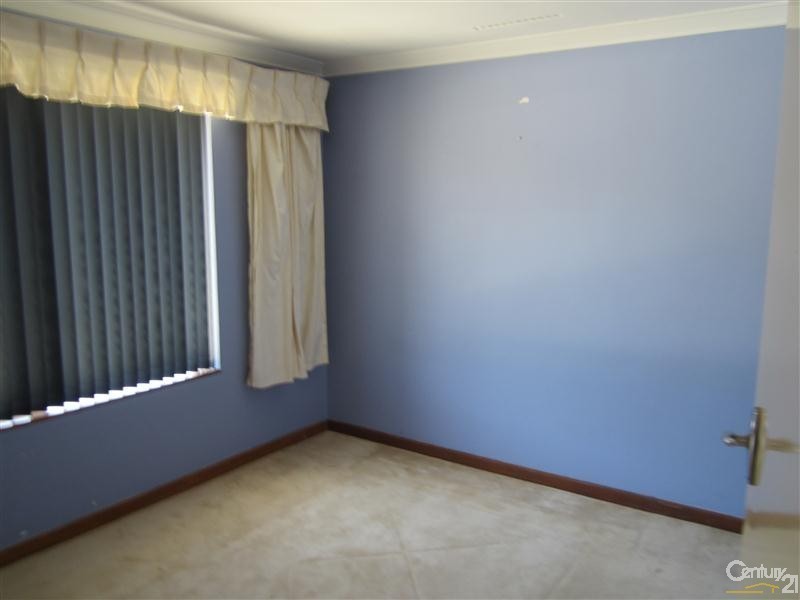 2/12 Parkin Street, Rockingham WA 6168