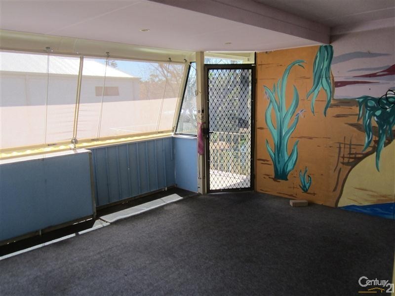 2/12 Parkin Street, Rockingham WA 6168