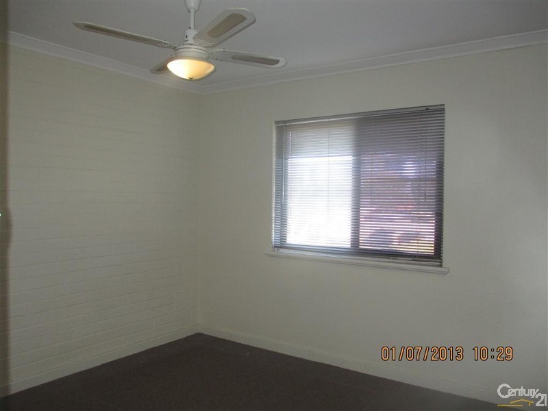 13/15 Corvus Place, Rockingham WA 6168