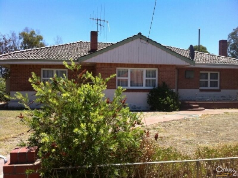 37 Clive Street, Katanning WA 6317