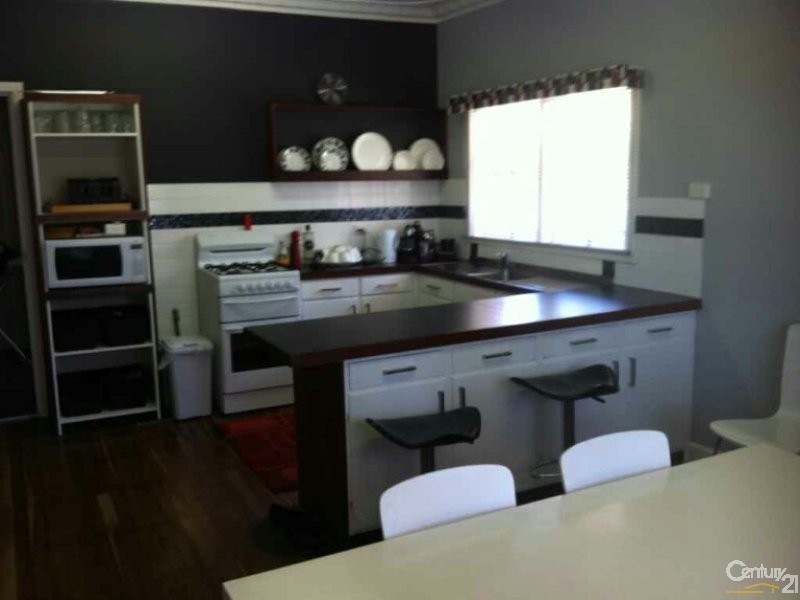 37 Clive Street, Katanning WA 6317