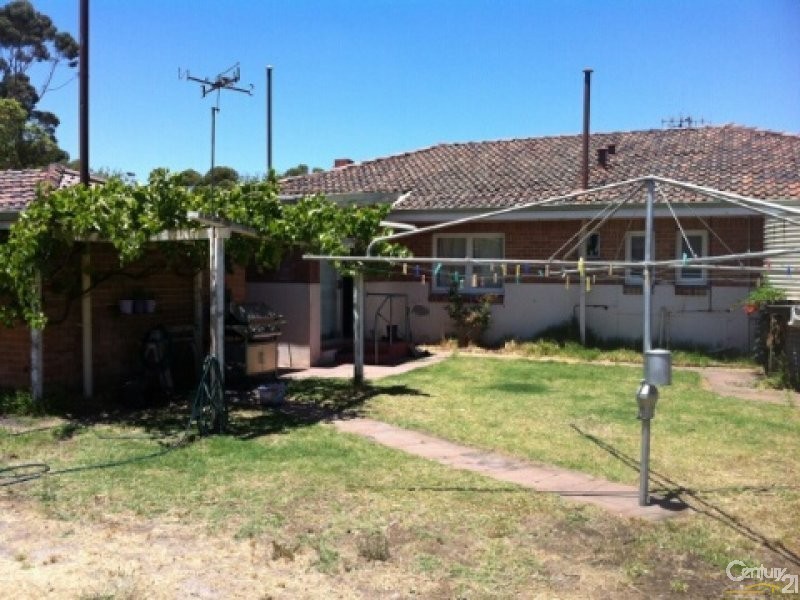 37 Clive Street, Katanning WA 6317