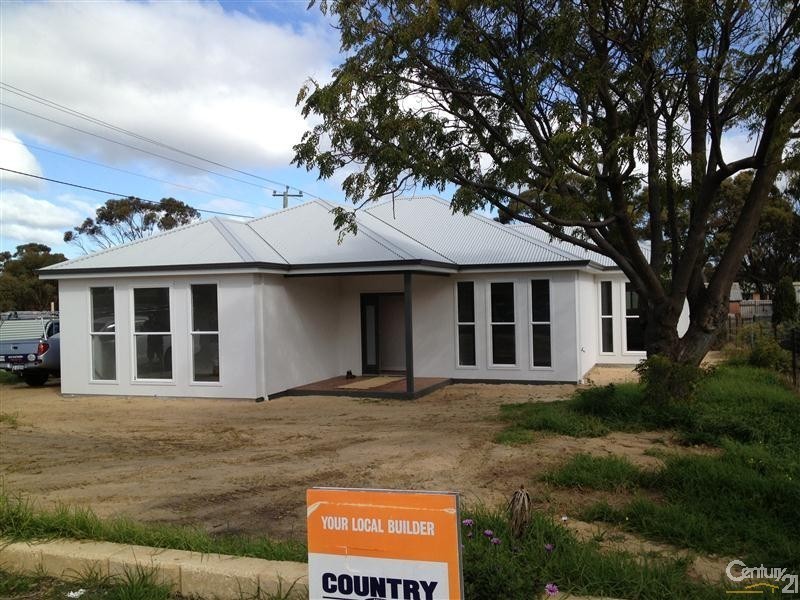 106 Adam Street, Katanning WA 6317