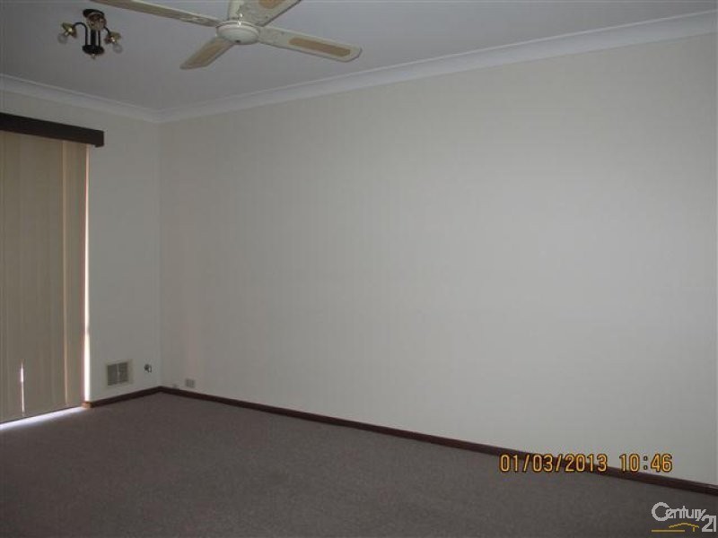 12 Voyager Court, Cooloongup WA 6168