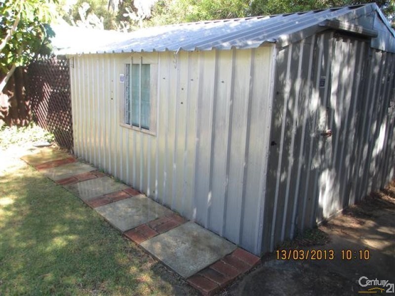 12 Voyager Court, Cooloongup WA 6168