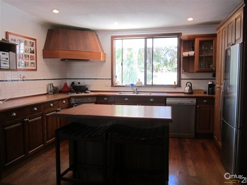 34 Fifth Avenue, Shoalwater WA 6169