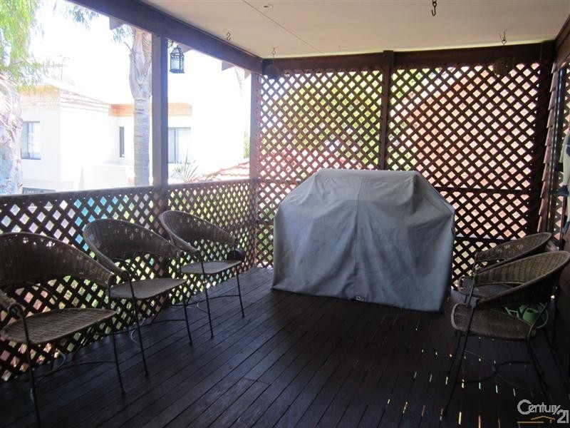 34 Fifth Avenue, Shoalwater WA 6169