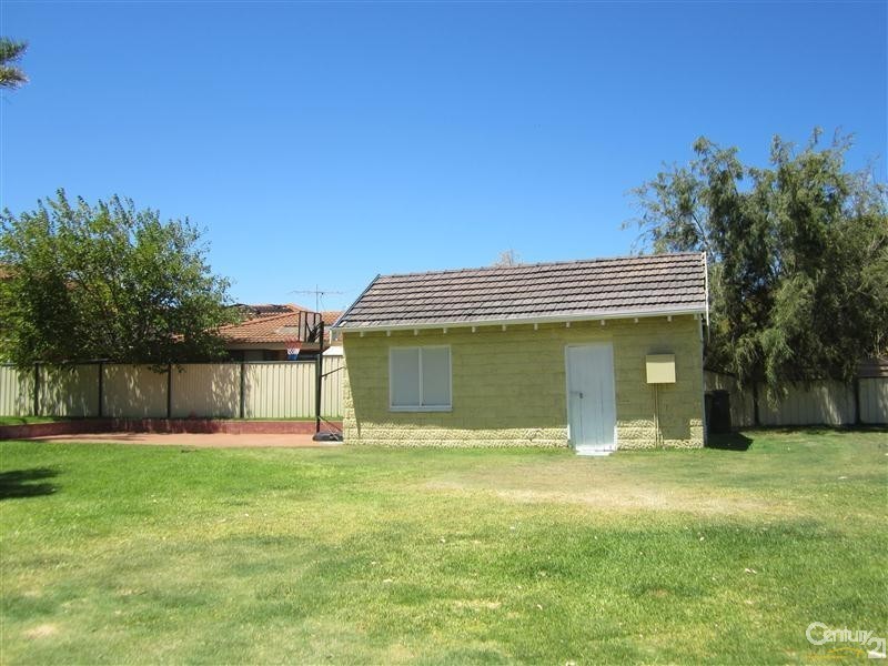 34 Fifth Avenue, Shoalwater WA 6169