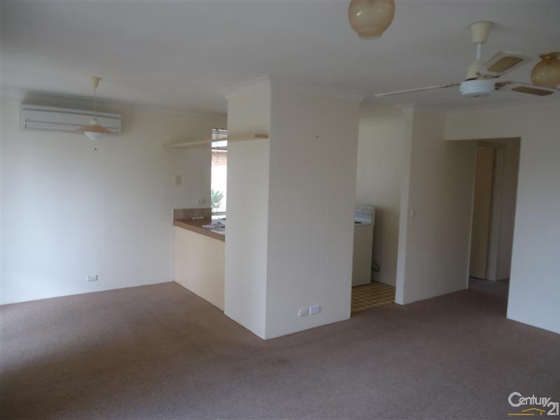 4/7 Merope Close, Rockingham WA 6168