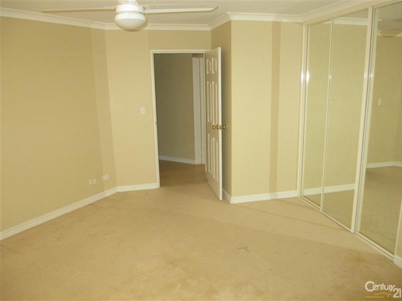 10 Sao Jorge Green, Secret Harbour WA 6173