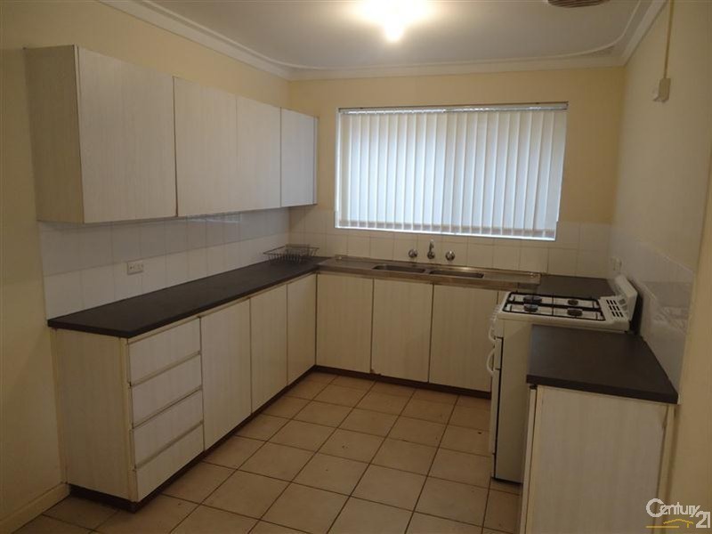 17 Palamuna Court, Hillman WA 6168