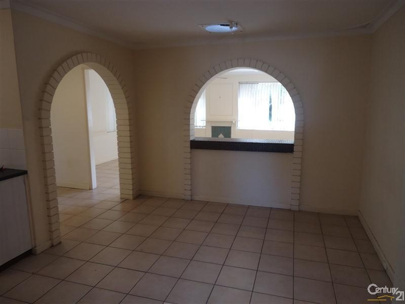 17 Palamuna Court, Hillman WA 6168