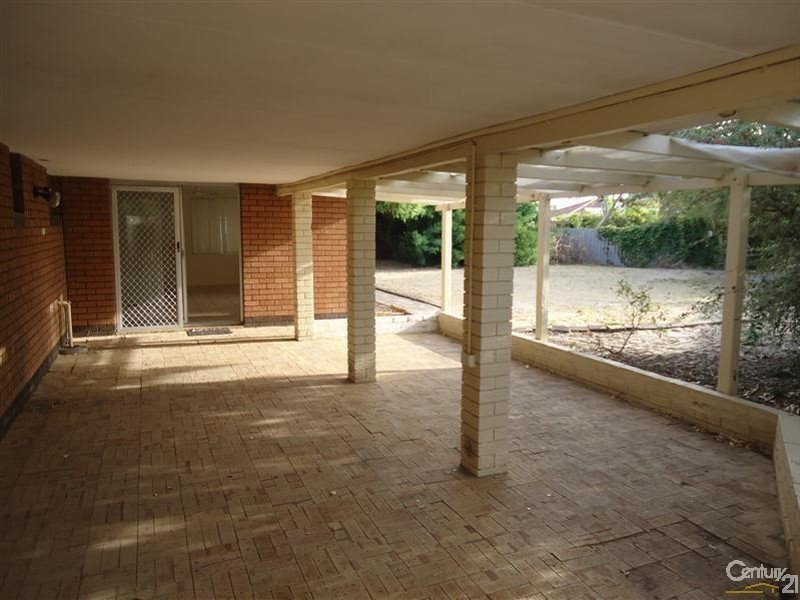 17 Palamuna Court, Hillman WA 6168